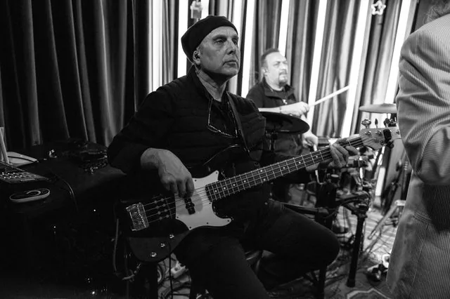 Orhan Yarar — Grup Vintage bas gitarist